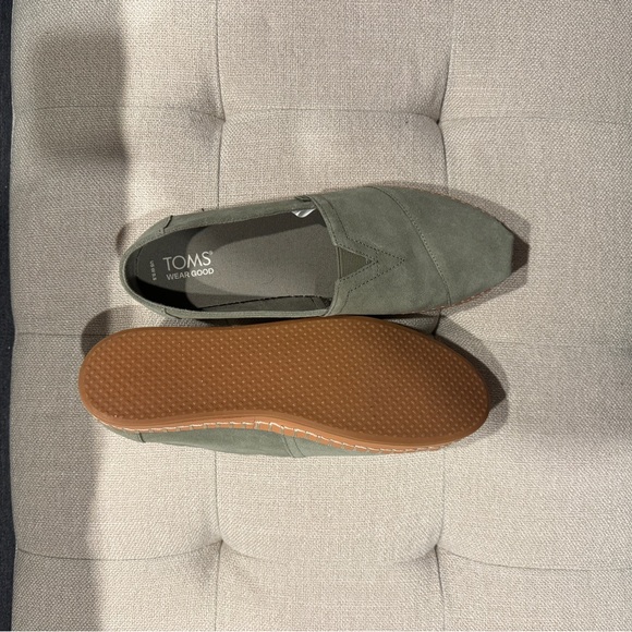 TOMS Women's Olive Green Slip-On Shoes - Picture 3 of 4